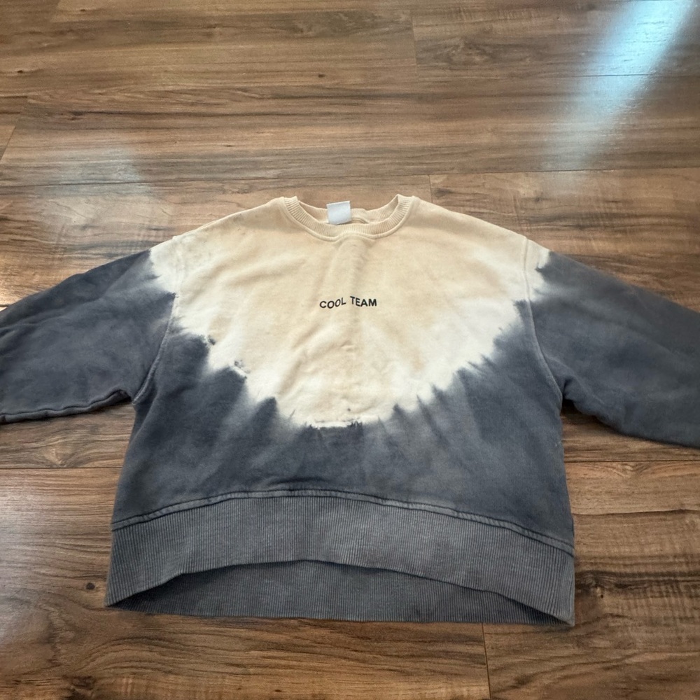 Zara Cream Sweatshirt